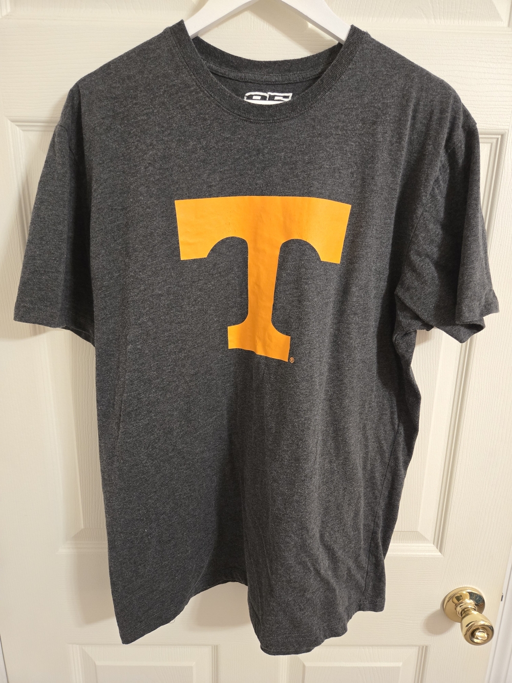 Men's Charcoal Gray T-Shirt with Orange Tennessee 'T' Graphic Size XL